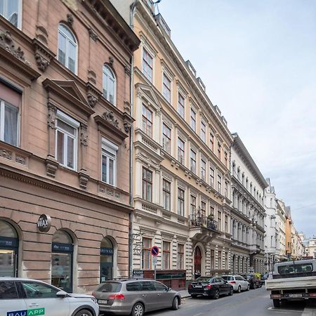 Excellent Location, Cozy Apartment Budapest Exteriör bild