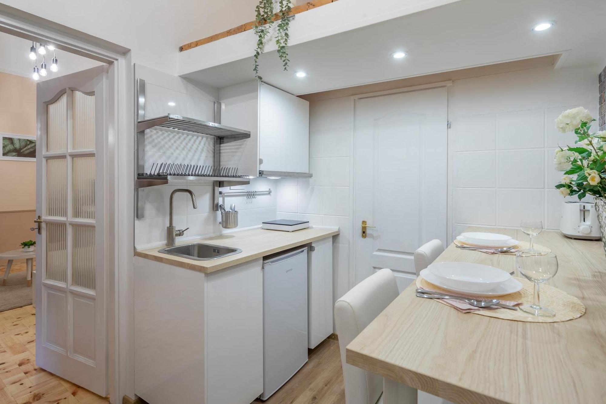Excellent Location, Cozy Apartment Budapest Exteriör bild