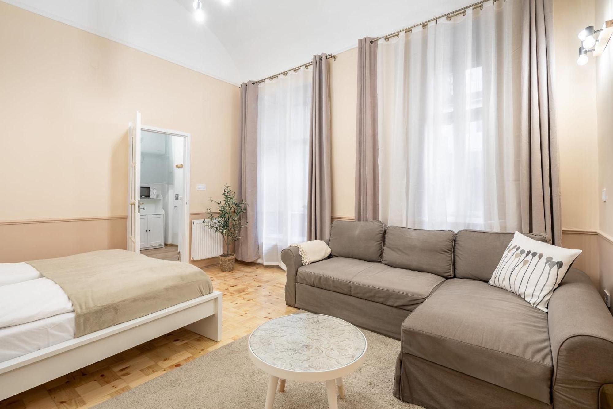 Excellent Location, Cozy Apartment Budapest Exteriör bild